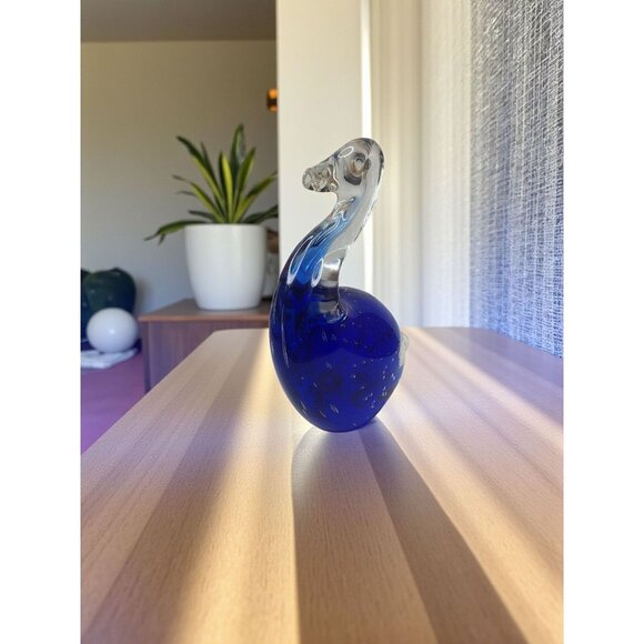 Beautifull Hand Blown Air Bubble Blue/Clear Glass Duck. - Picture 2 of 8